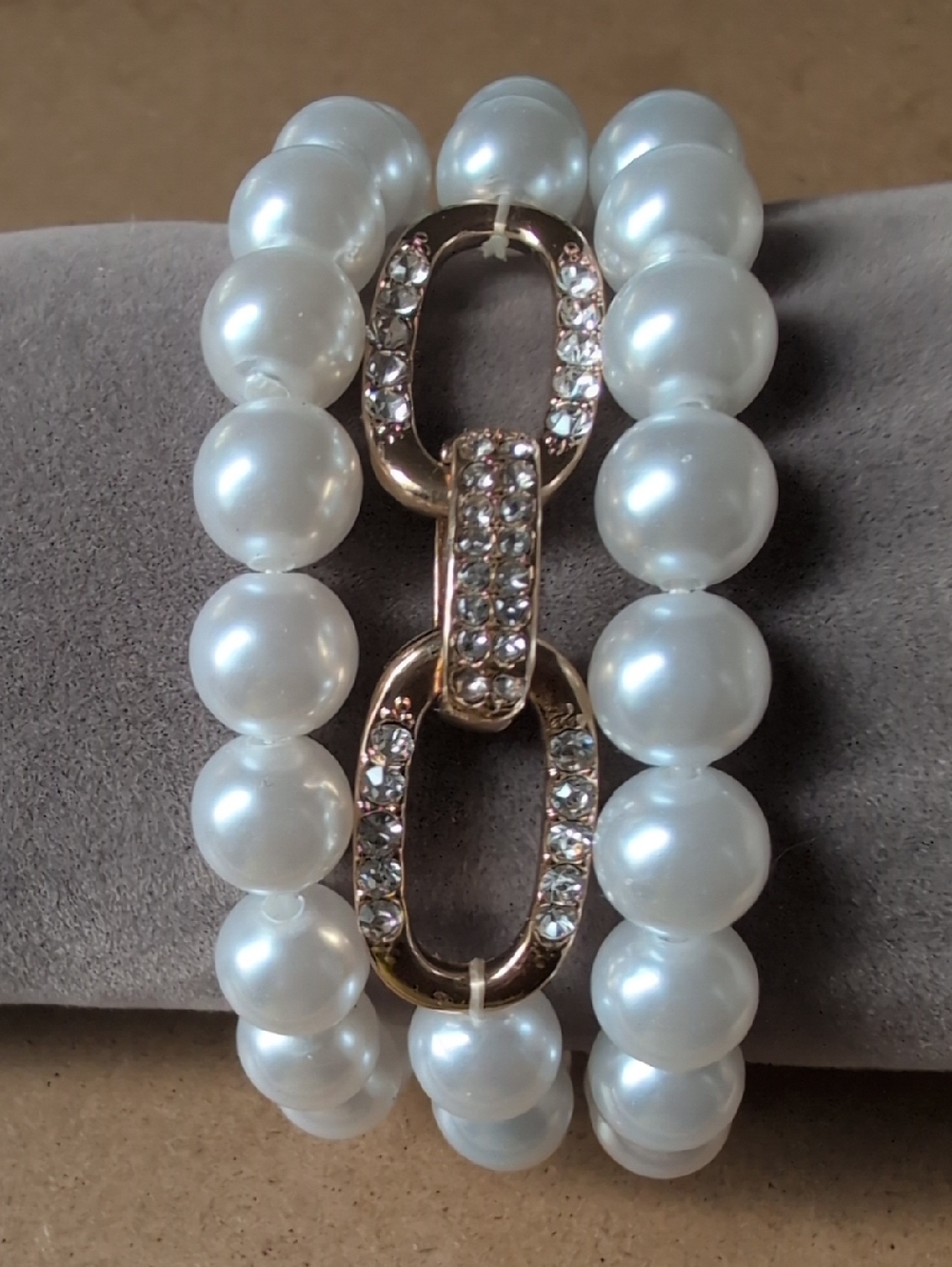 Pearl Beaded Bracelet Set with Crystal-Accented Gold Links - White